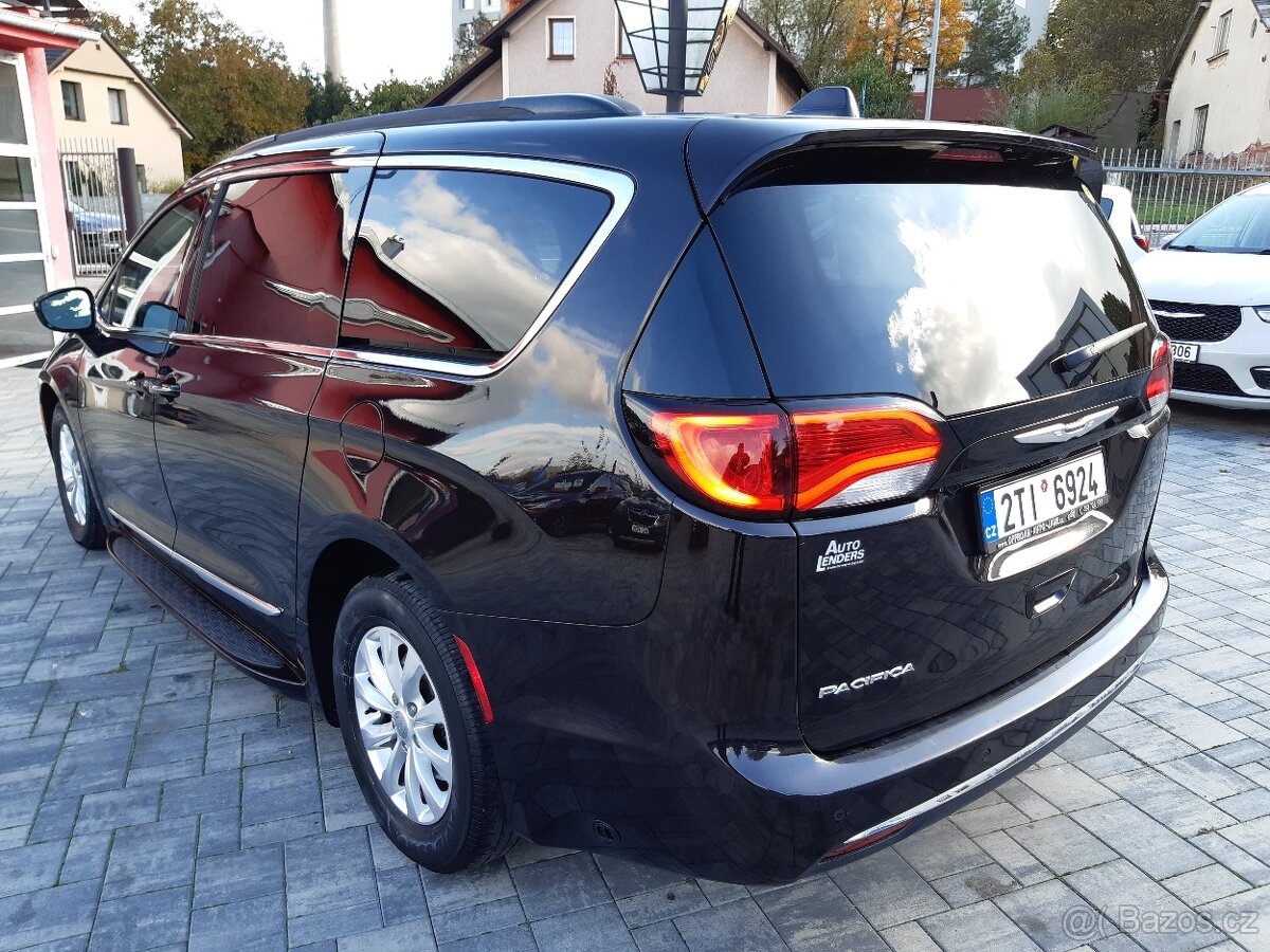 Chrysler Pacifica 3,6L V6,Android, Car Play, DVD, kůže - 3