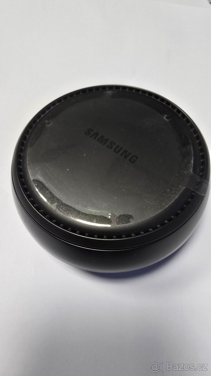 SAMSUNG DeX Station černá - 3