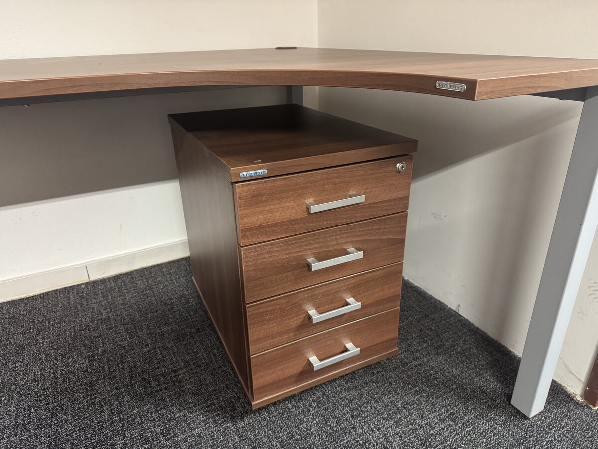 Jednací kancelářský stůl - 3