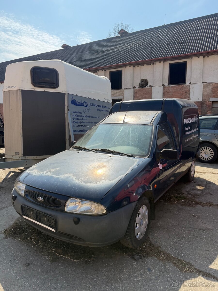 Ford Fiesta Pick-up - 3