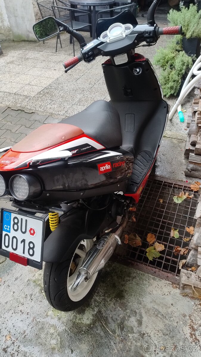 Aprilia SR 50 - 3
