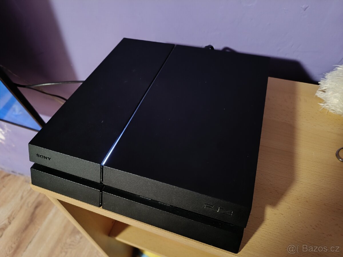 Ps4 1TB plně funkční - 3