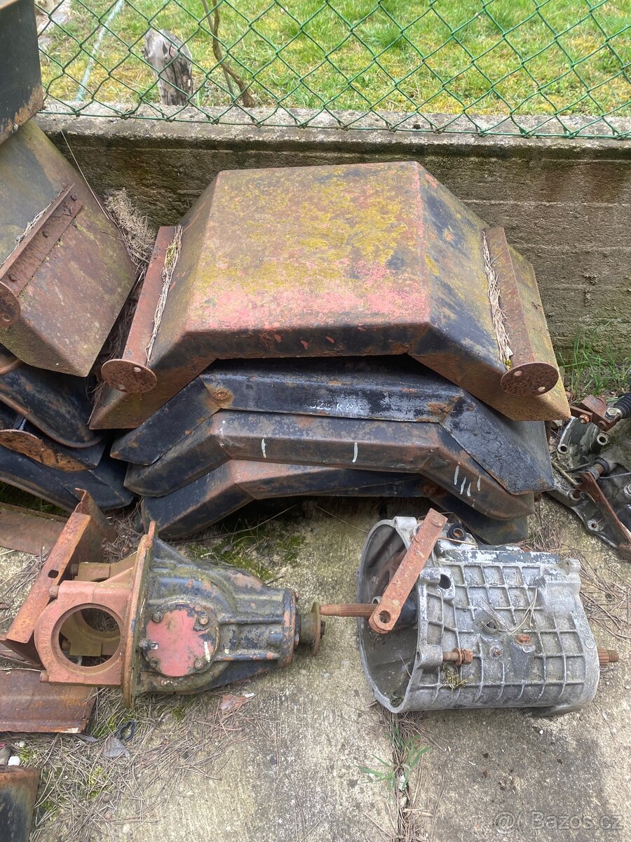 Multicar M25 různé díly. - 3