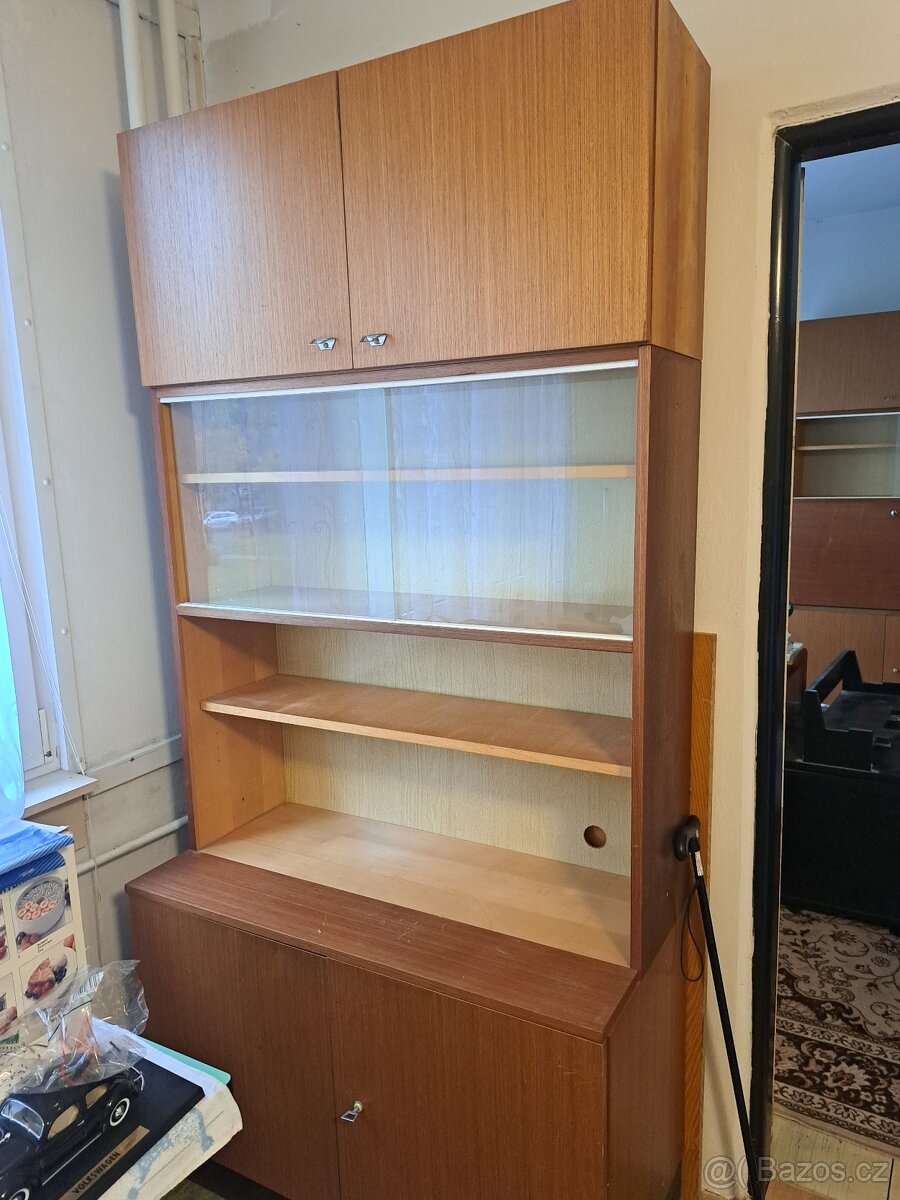 Starší nábytek - 3