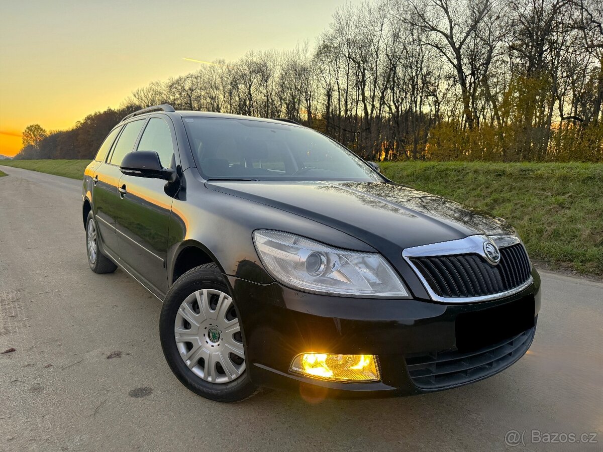 Škoda Octavia 2012 1.6TDI 77kW Elegance Navigace Vyhrev - 3