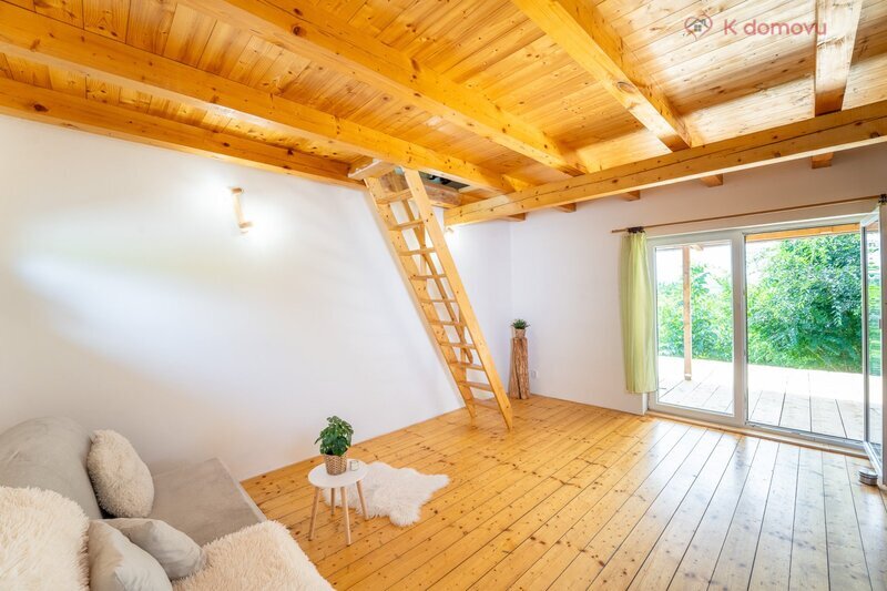 Prodej chaty 2+kk Kunovice, osada Stará Hora, celkem pozemek - 3