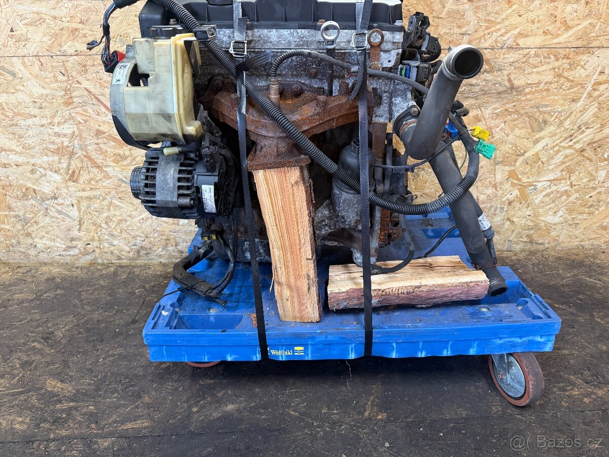 KOMPLETNÍ MOTOR 1.6 16V 80 KW NFU PEUGEOT - 3