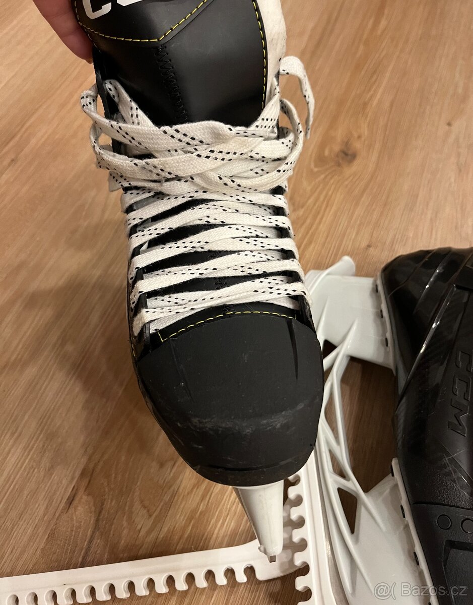 Hokejové brusle CCM, vel. 42 - 3