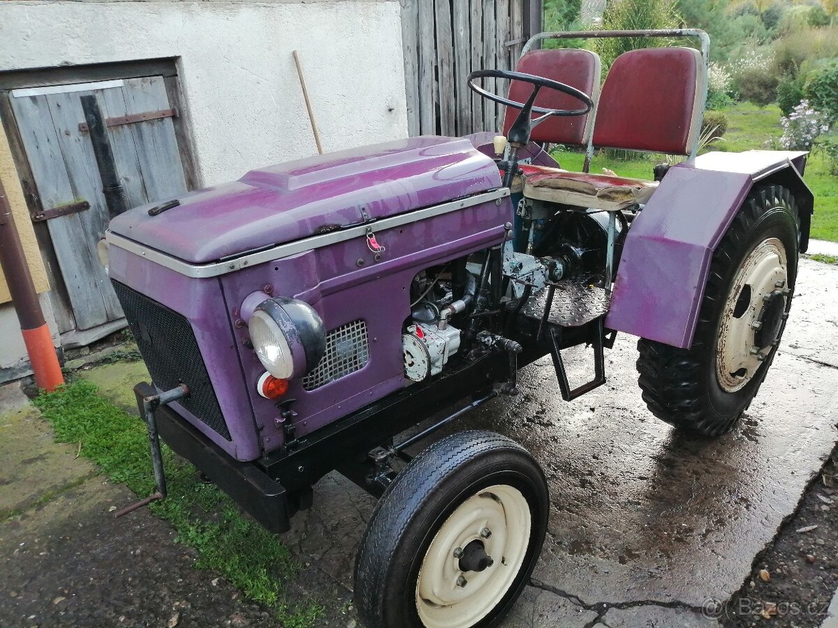 TRAKTOR DOMÁCÍ VÝROBY - 3