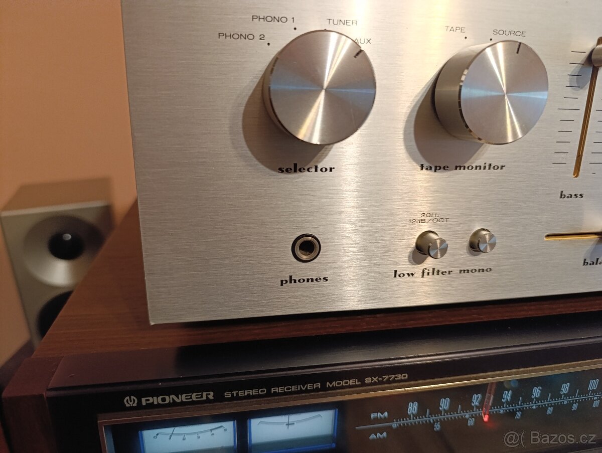 Zesilovač Marantz 1072 VINTAGE - 3
