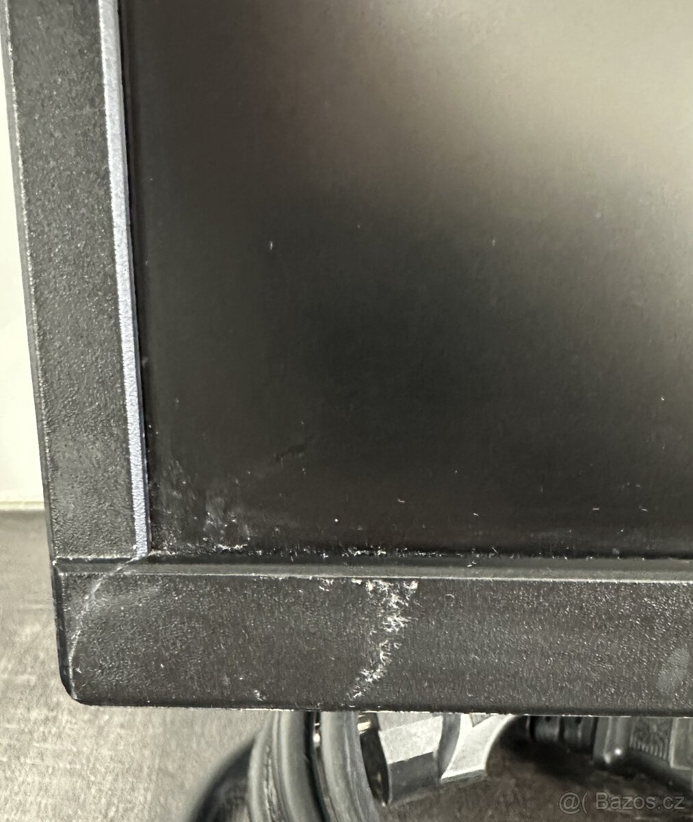 Monitor 23.8" Dell P2417H - plně funkční - 3