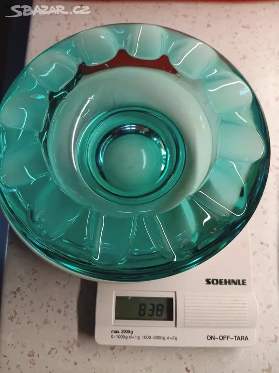 Skleněný popelník - 3