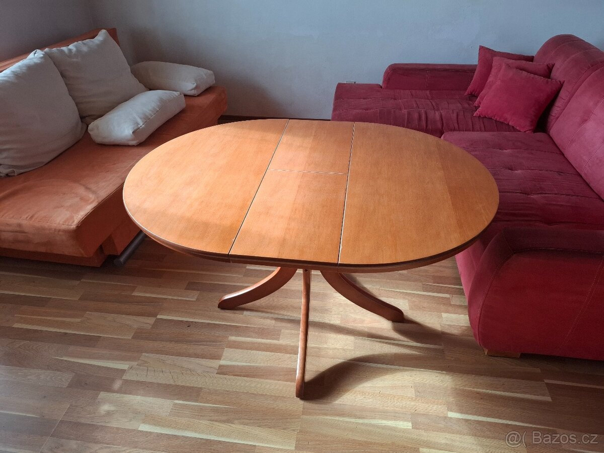 dreveny jídelní stůl - 3