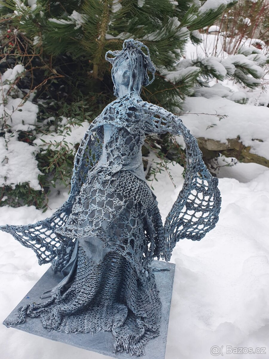 Originální socha ,, ANDĚLKA ochránkyně domova,, - 3