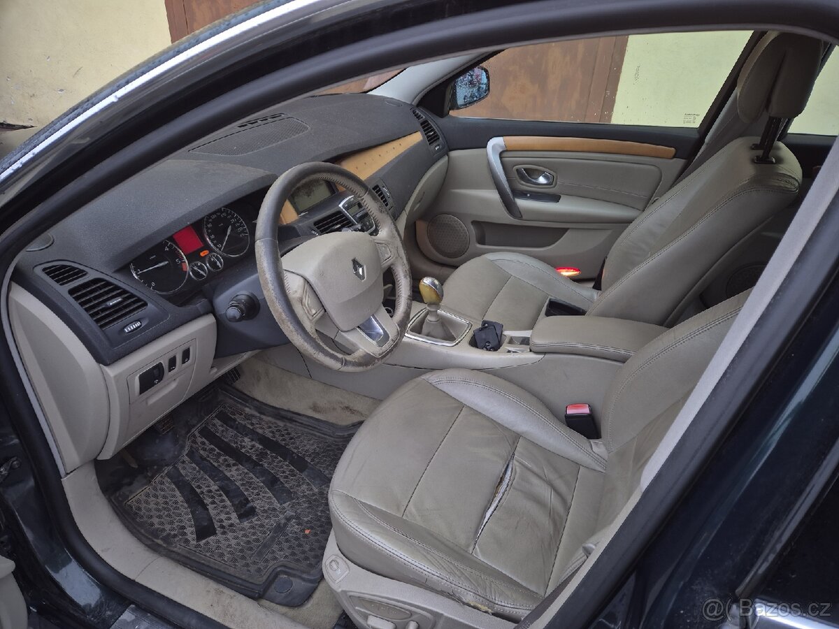 Renault Laguna 2.0 dci r.v.2010 náhradní díly. - 3