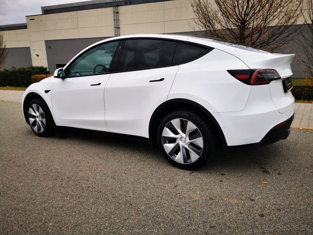 Tesla Model Y Long Range Dual motor. TOP - 3
