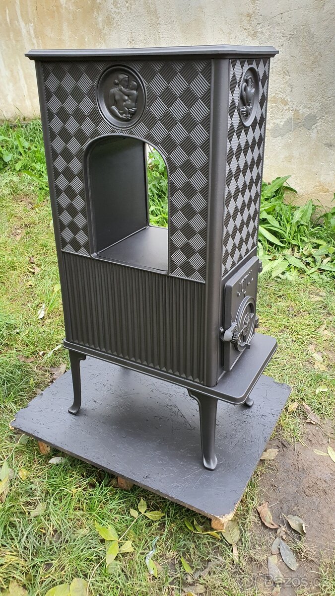 Litinová kamna Jotul F 606 černý lak - 3