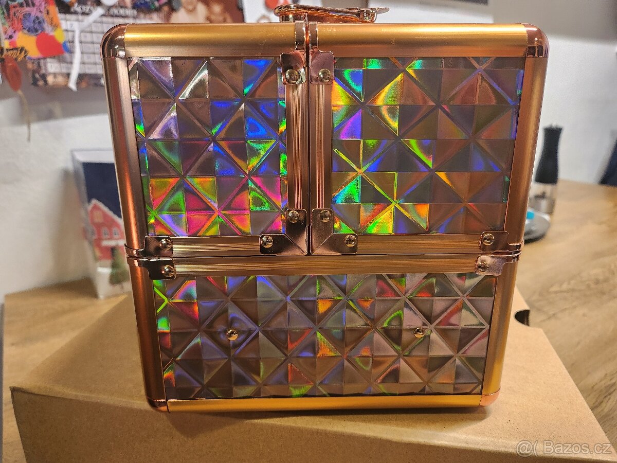 Prodám kosmetický kufřík - 3