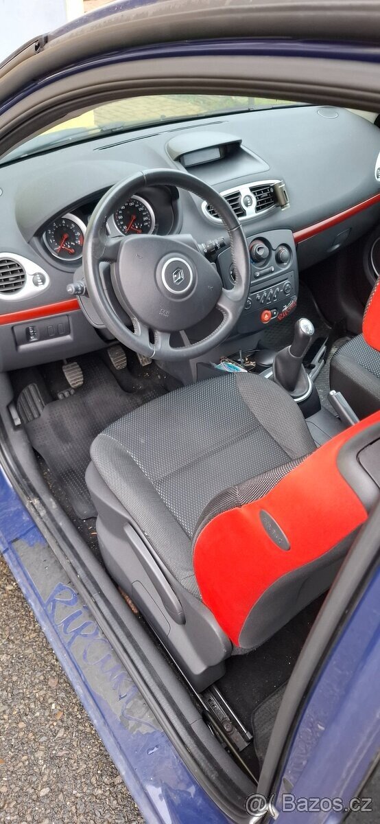 Renault Clio - 3