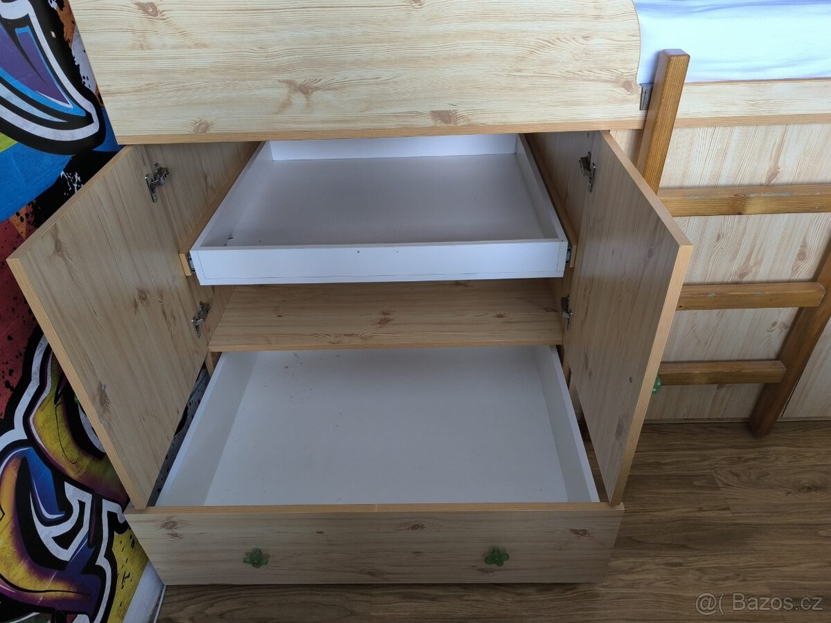 Zvýšená postel s úložným prostorem - 3