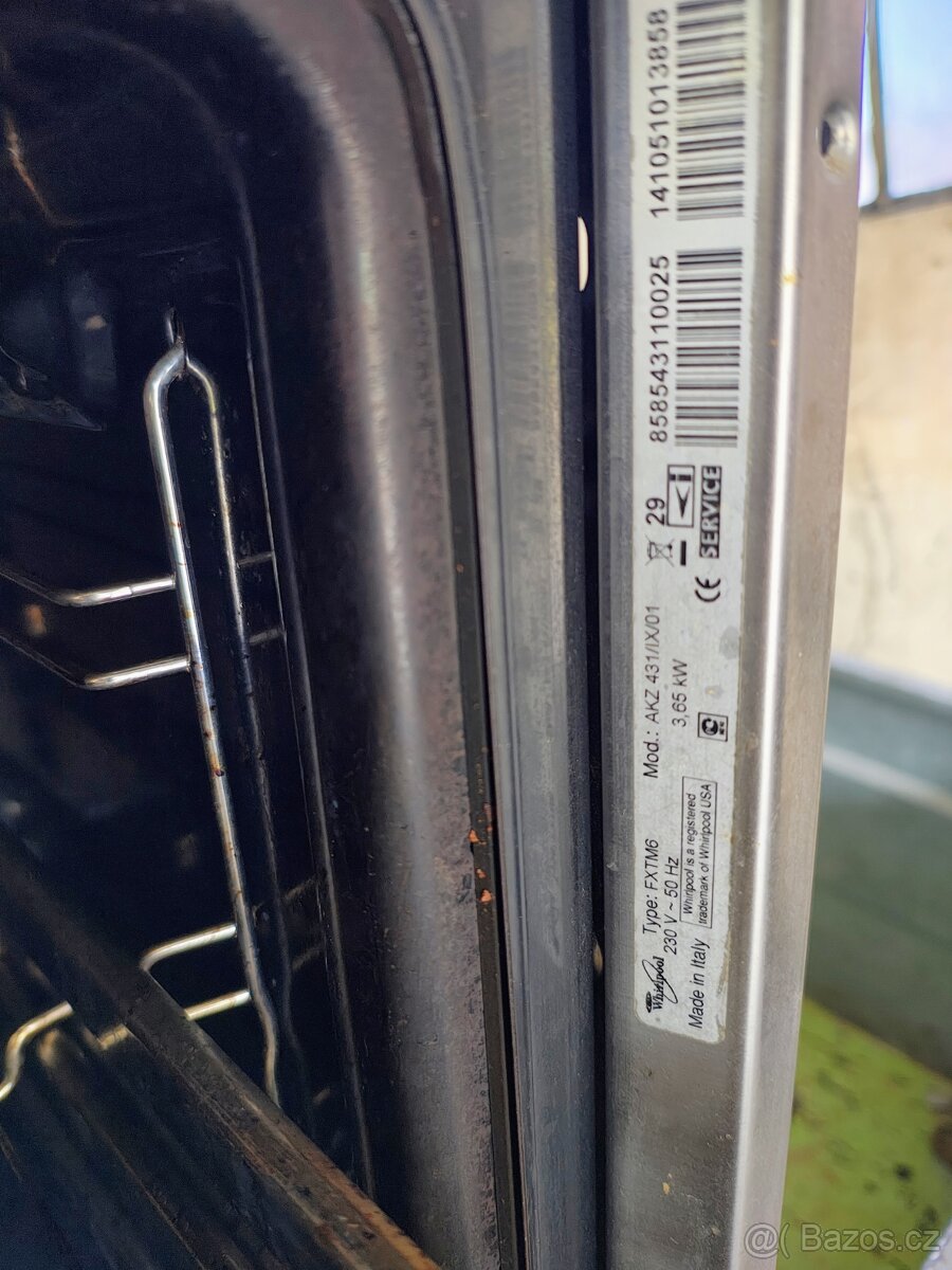 Vestavná trouba Whirlpool FXTM6 - 3