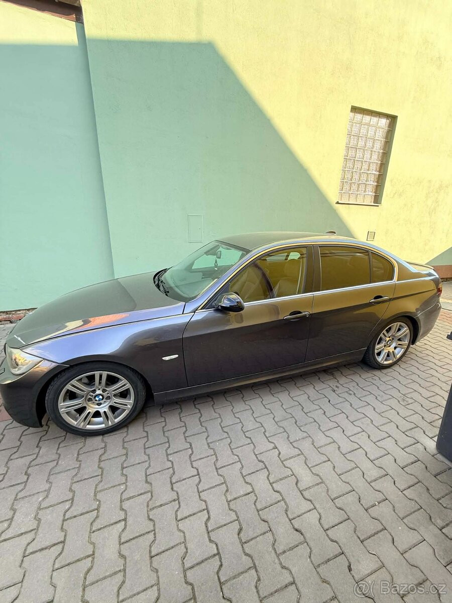 BMW e90 330i - 3