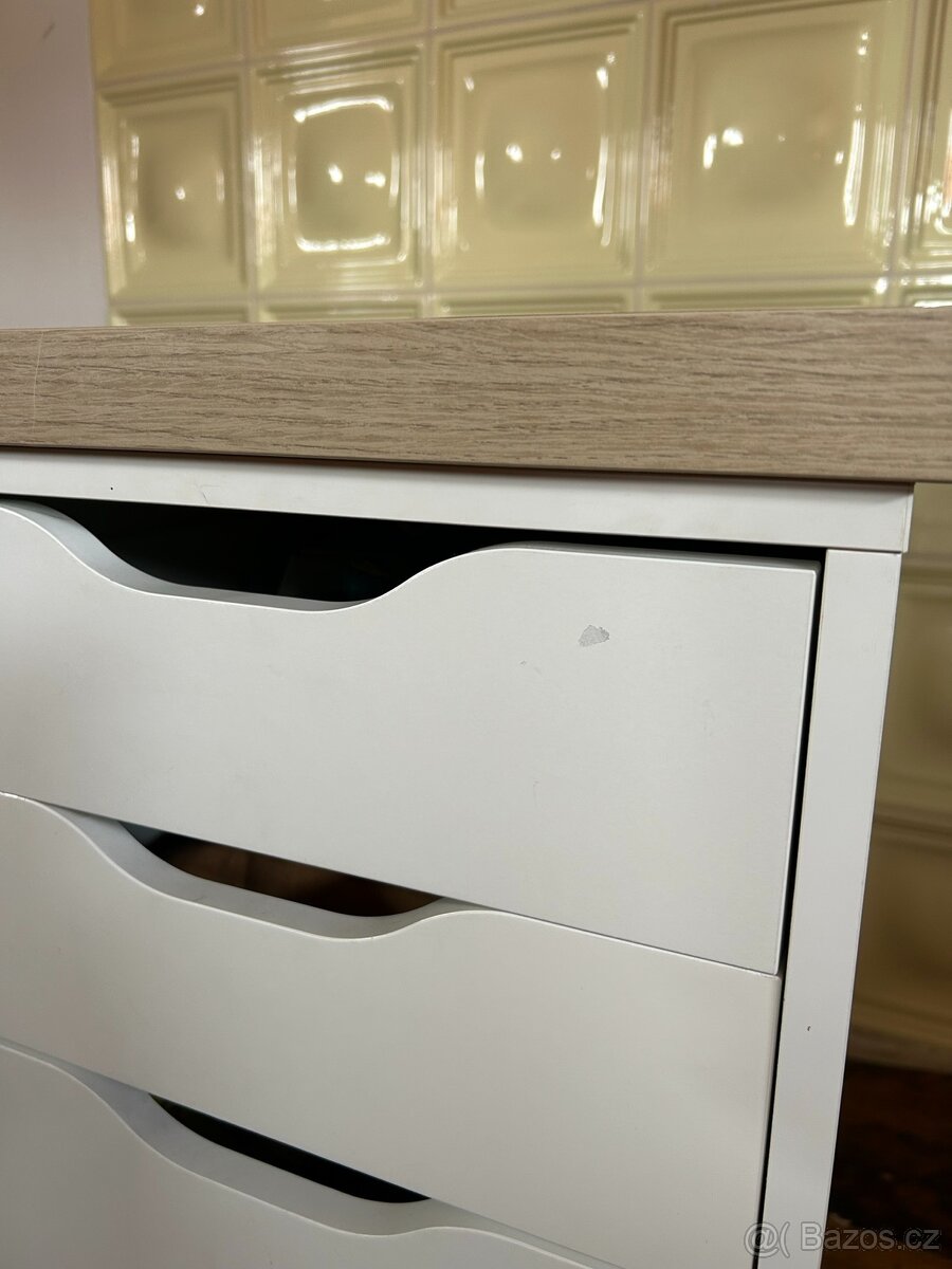 pracovní stůl IKEA - 3