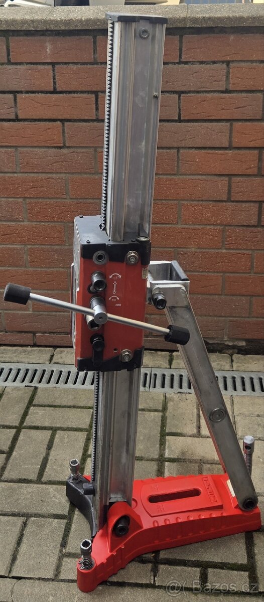 HILTI STOJAN K JÁDROVÉ VRTAČCE - 3