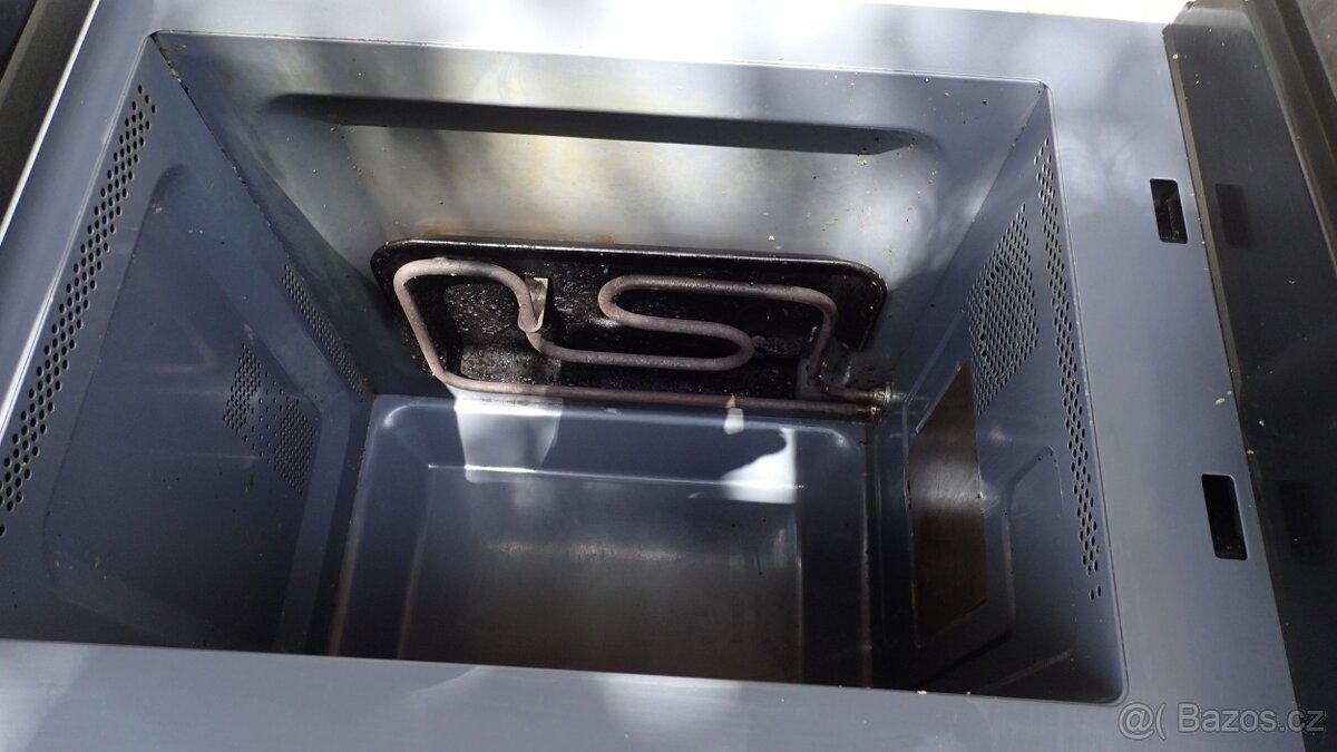 Mikrovlnná trouba Elektrolux na ND - 3