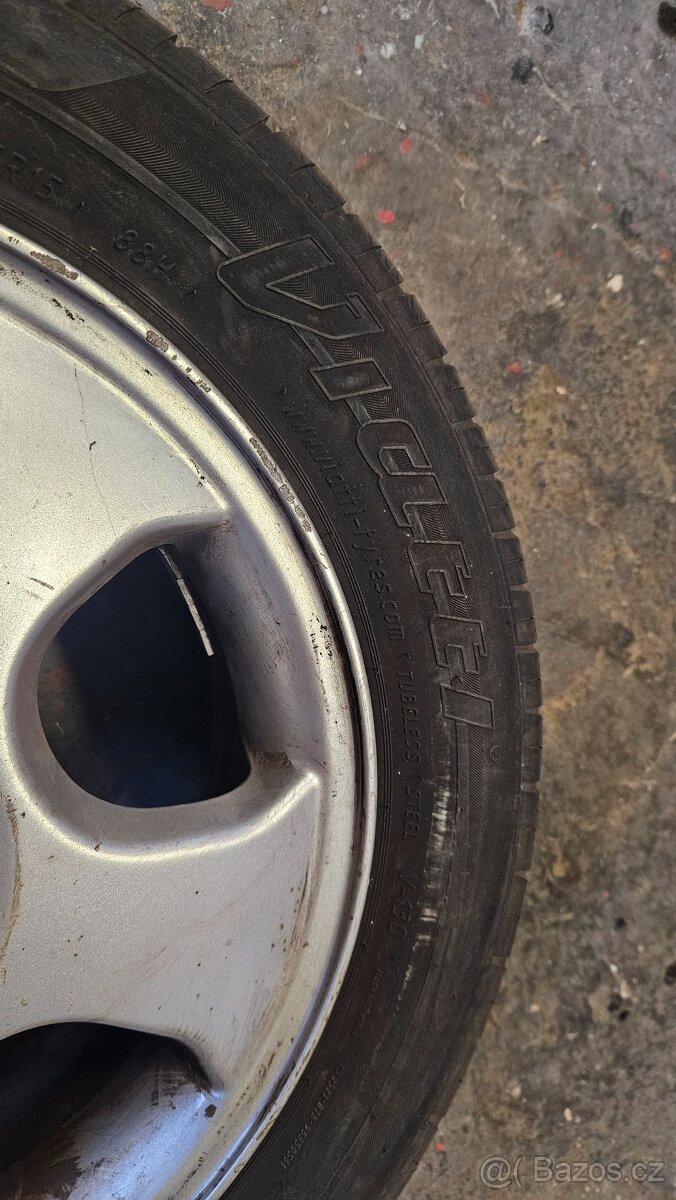 Letní pneu 185/65 R15 + disky ET49 6Jx15H2 - 3