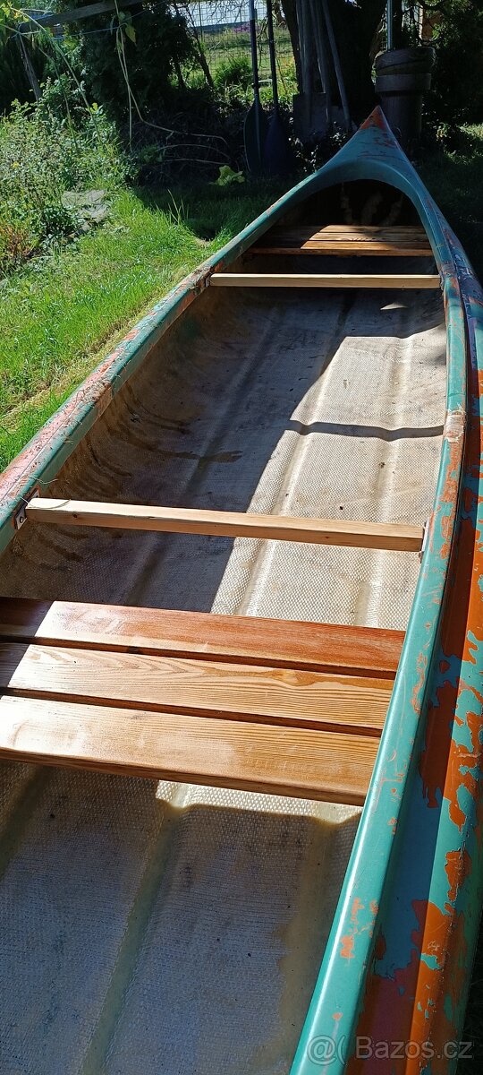 Kánoe laminátová + 2 pádla - 3