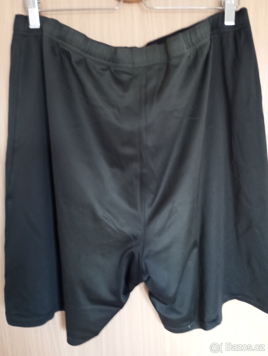 Kraťasy+triko,vel.170 - 3