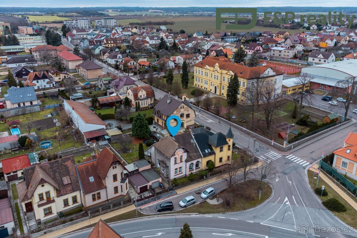 Prodej prvorepublikové vily, Přelouč - 3