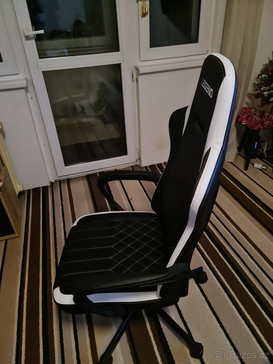 Herní židle LEGEND - 3