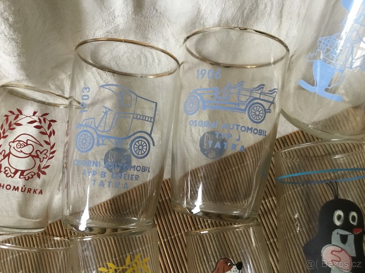 sklenice s obrazky 1973, sport, fotbal, histor. auta - 3