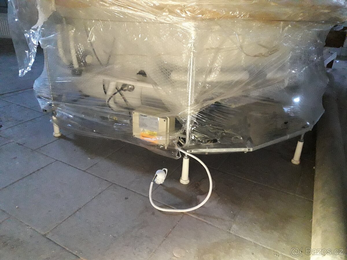 Masážní vana, vířivka - 3