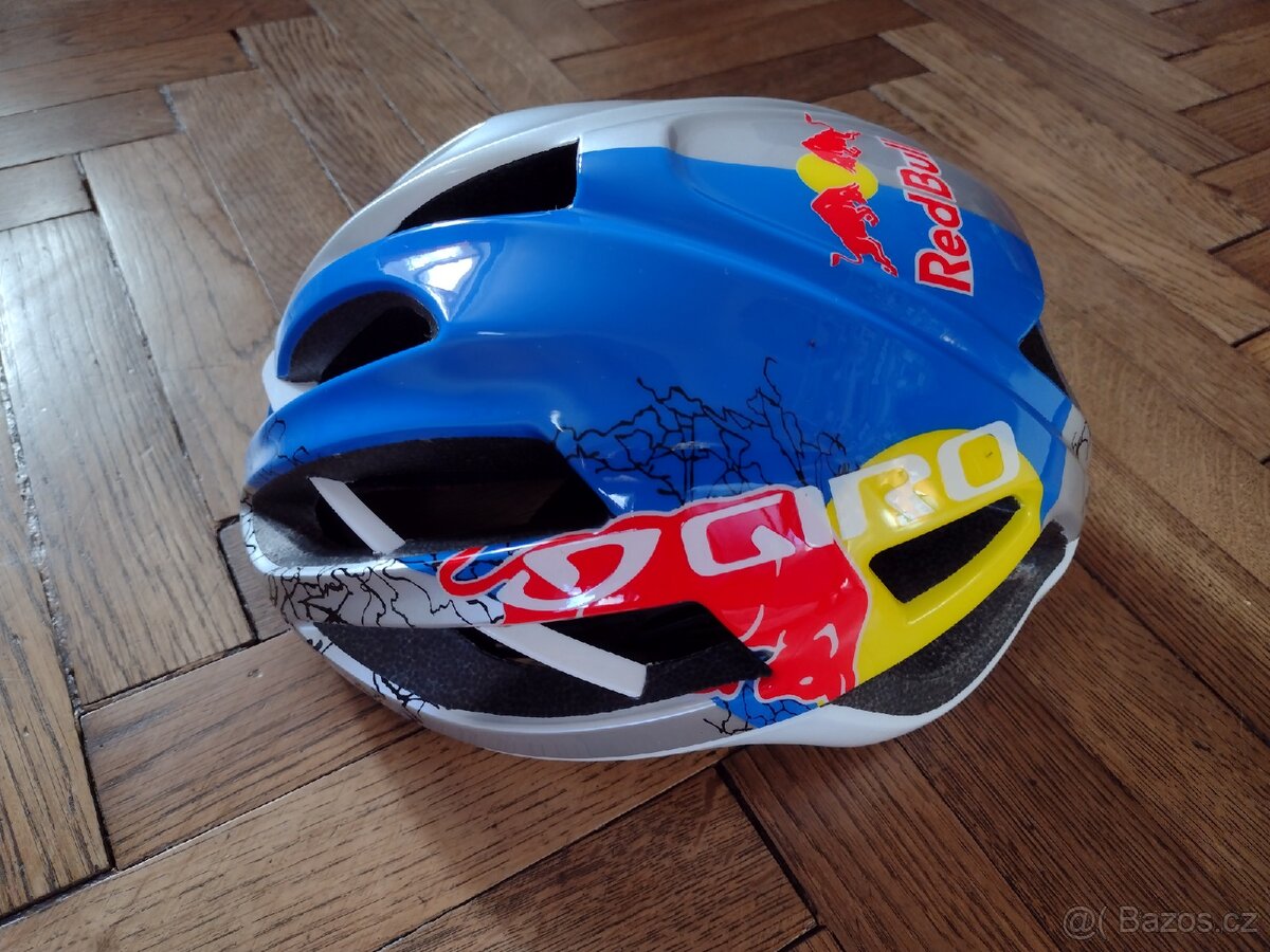 Red Bull helma aero - 3