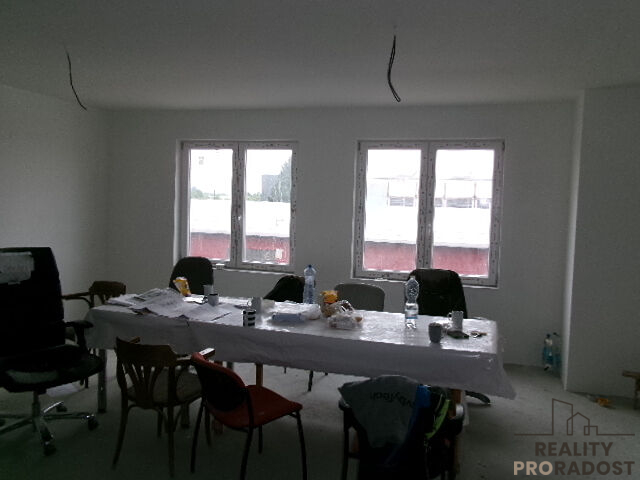 Pronájem skladu 600m2 Brno Chrlice - 3