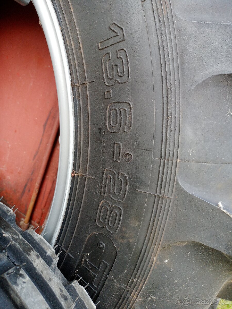 ZETOR 4011 - KOMPLET KOLA + BLATNÍKY - NOVÉ - 3