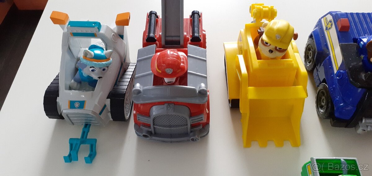 Auta Tlapková patrola - 3