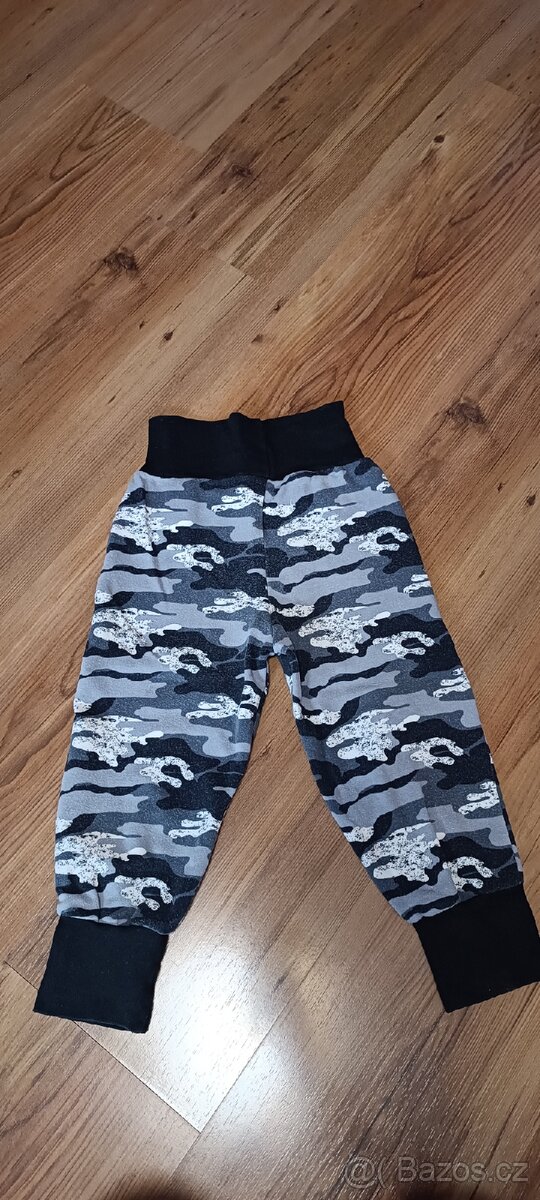 Rostoucí tepláky černošedé vel. 86 - 3