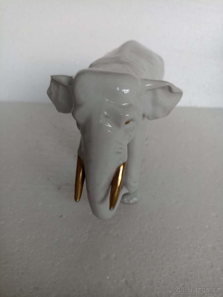Porcelánová soška - SLON - 3