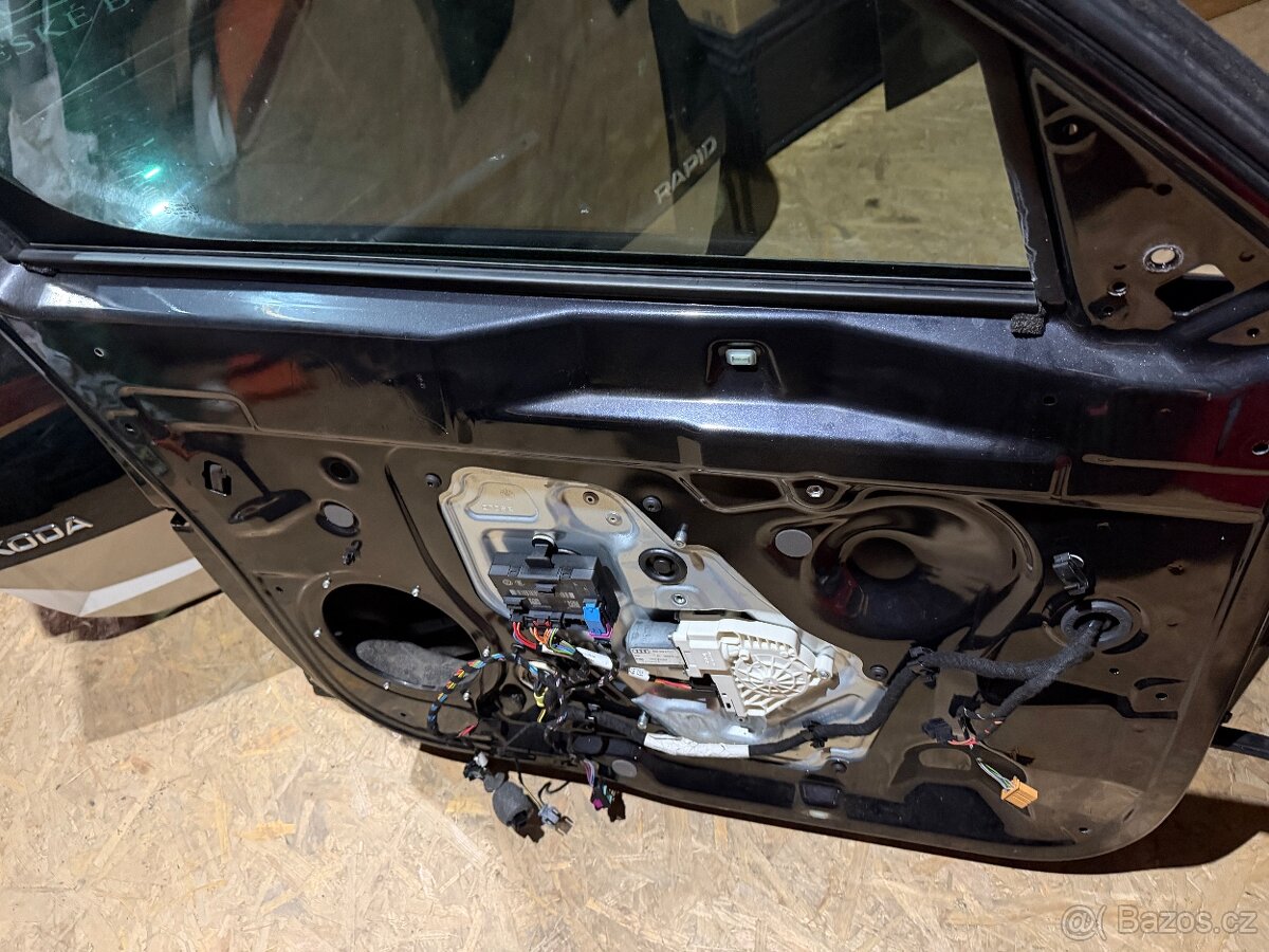 Škoda Yeti přední dveře - 3