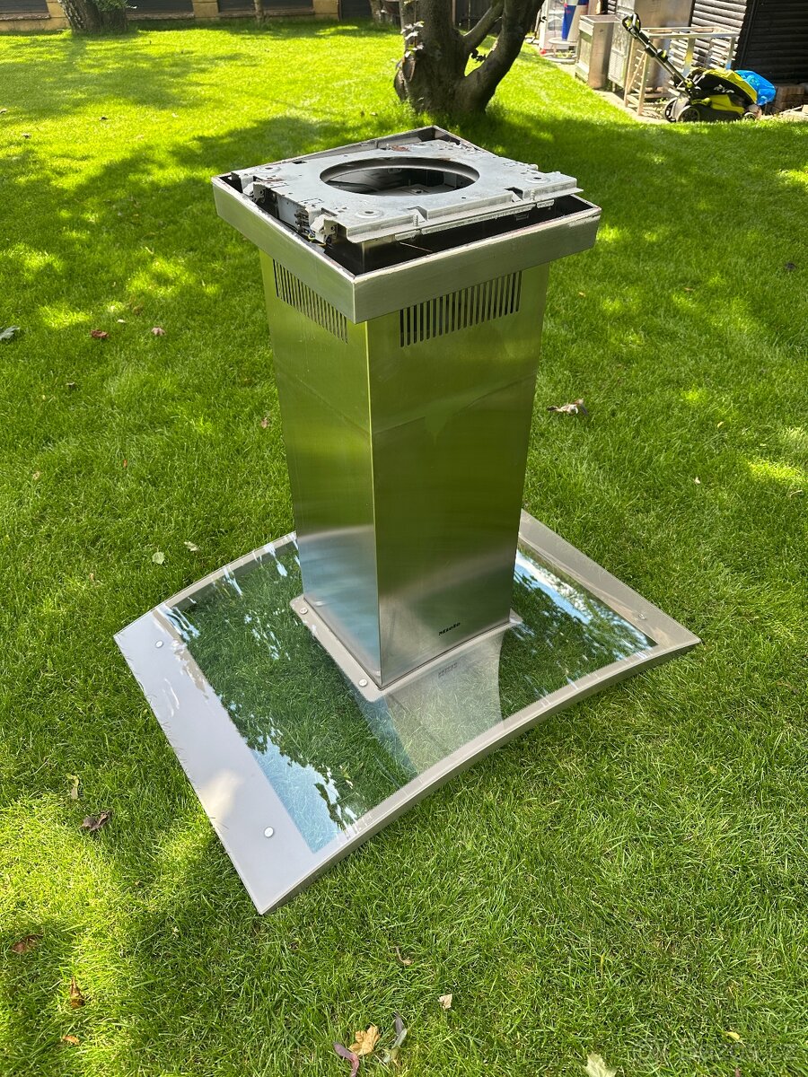 Digestoř Miele DA5100D - 3