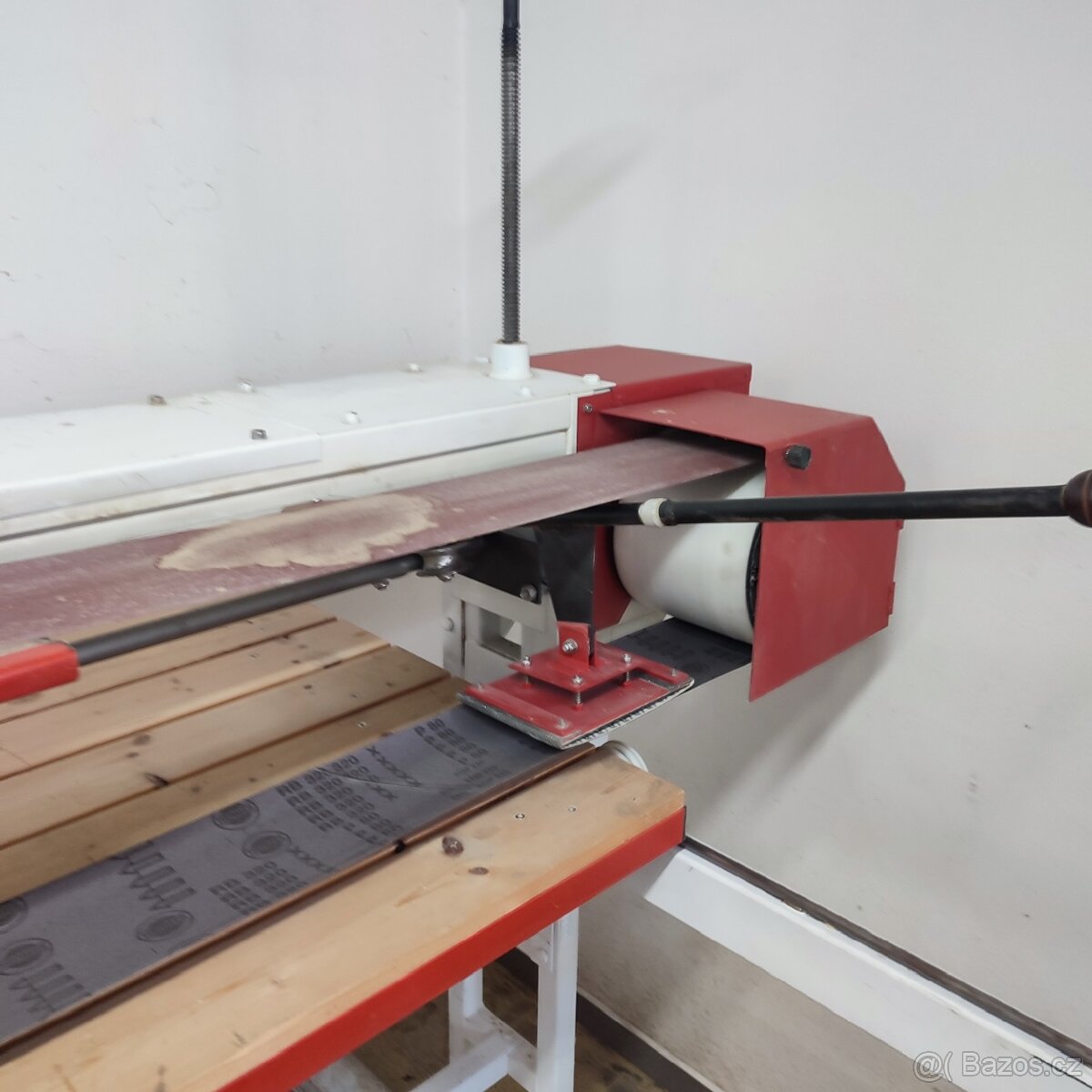 Pásová bruska. - 3