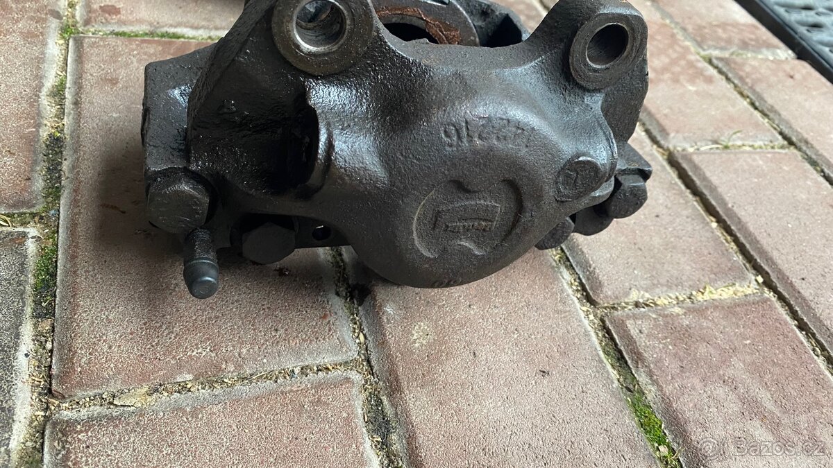 Brzdové třmeny na MB w123 - 3