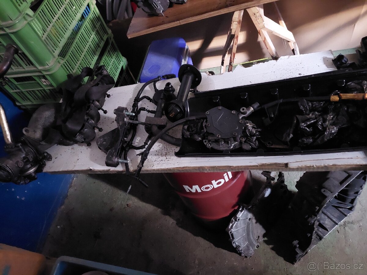 Motor VW T5. 2,5 tdi - 3