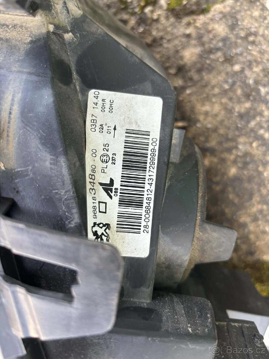 Prodám přední světlomet Peugeot 307 – levý - 3