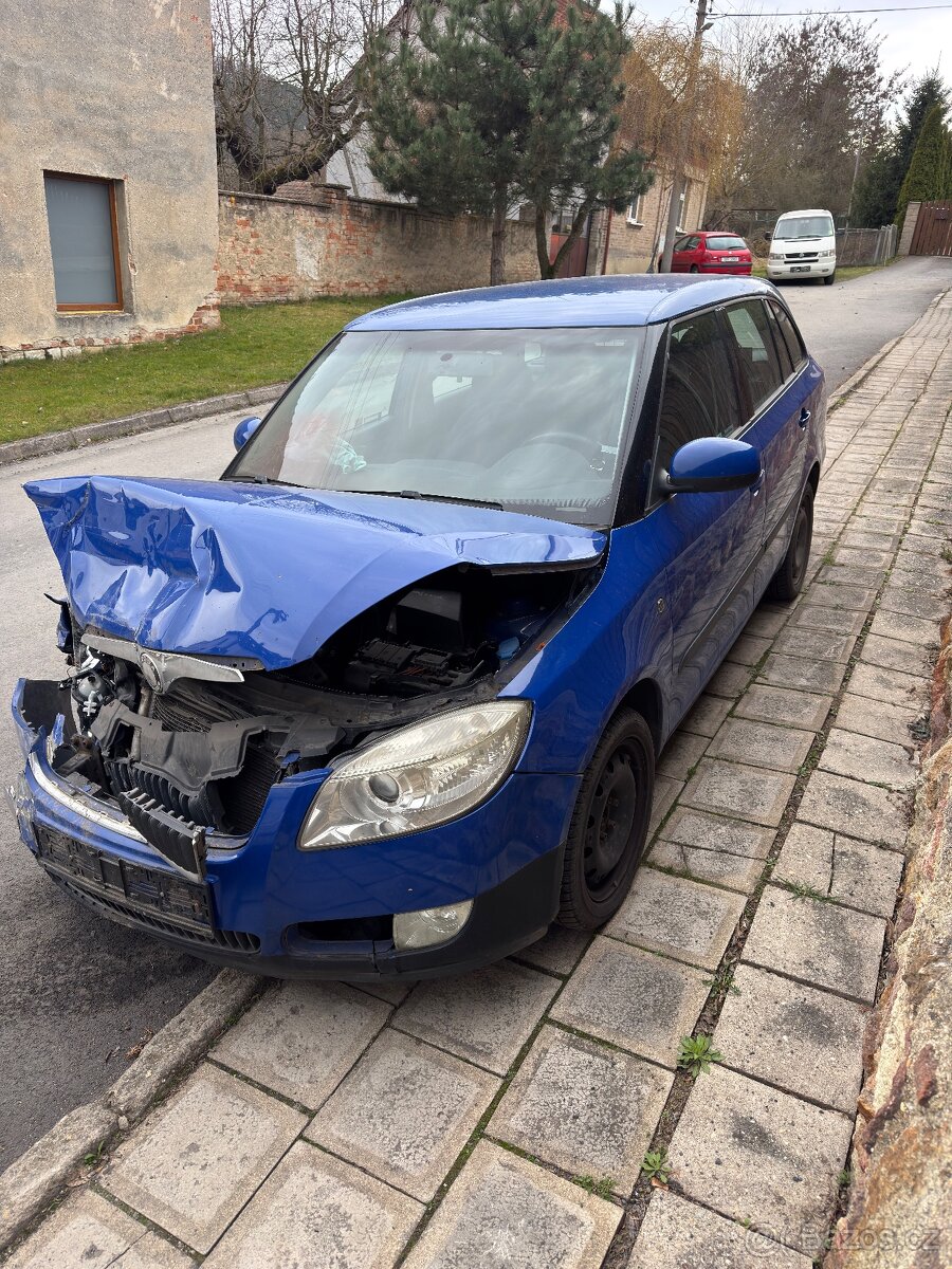Škoda Fabia 2 combi 1.2 htp 51kw díly - 3