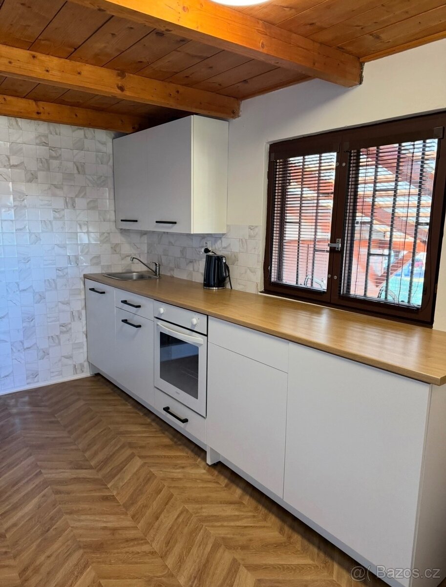 Prodám chatu v Karlových Varech - 3